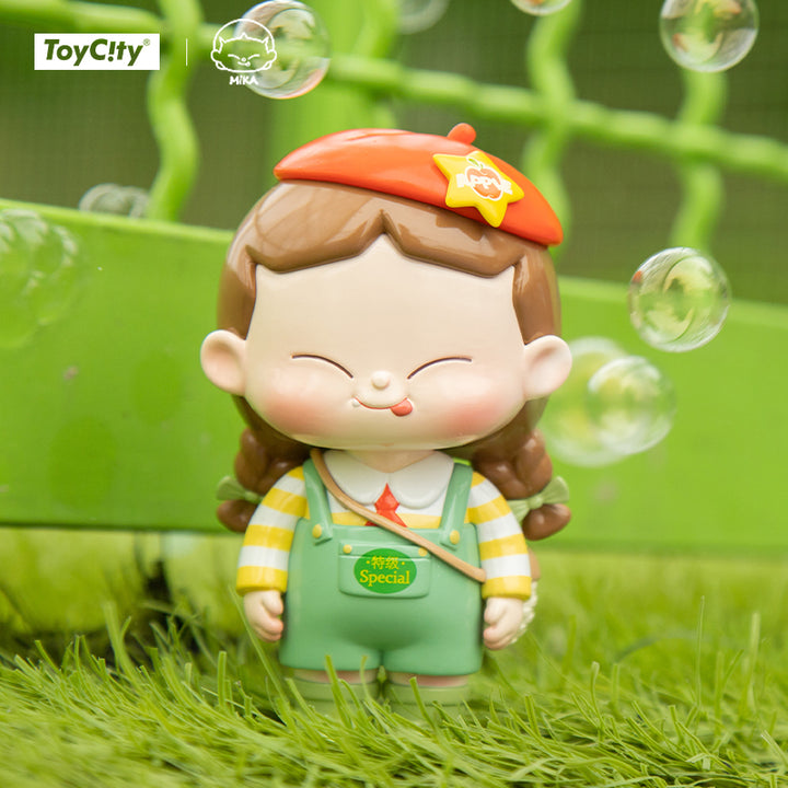 TOYCITY] Mika Fashion Week Space Capsule Series Blind Box