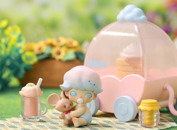 [POP MART] Dimoo Go On An Outing Together Series Prop Blind Box
