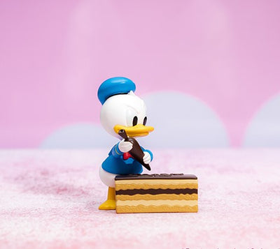 [HEROCROSS] Disney Donald Duck Family Dessert Series Blind Box