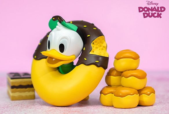 [HEROCROSS] Disney Donald Duck Family Dessert Series Blind Box