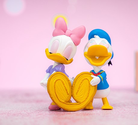 [HEROCROSS] Disney Donald Duck Family Dessert Series Blind Box