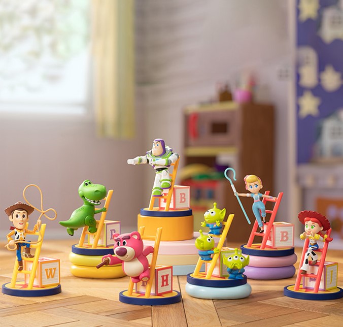 [52 TOYS] Disney Toy Story Climbing the Ladder Series Blind Box